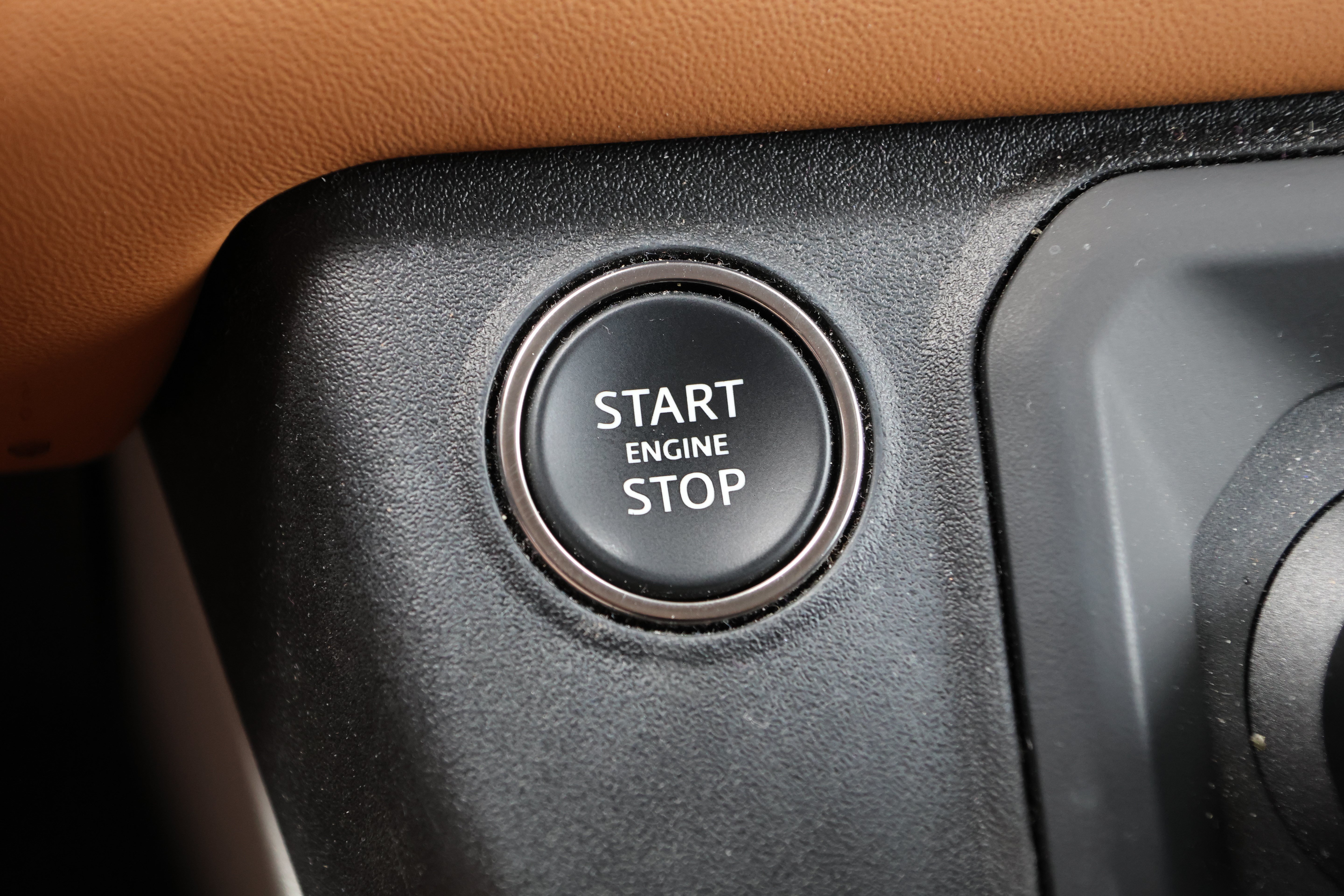 Used 2024 Land Rover Defender 110 S AWD/4WD image 24