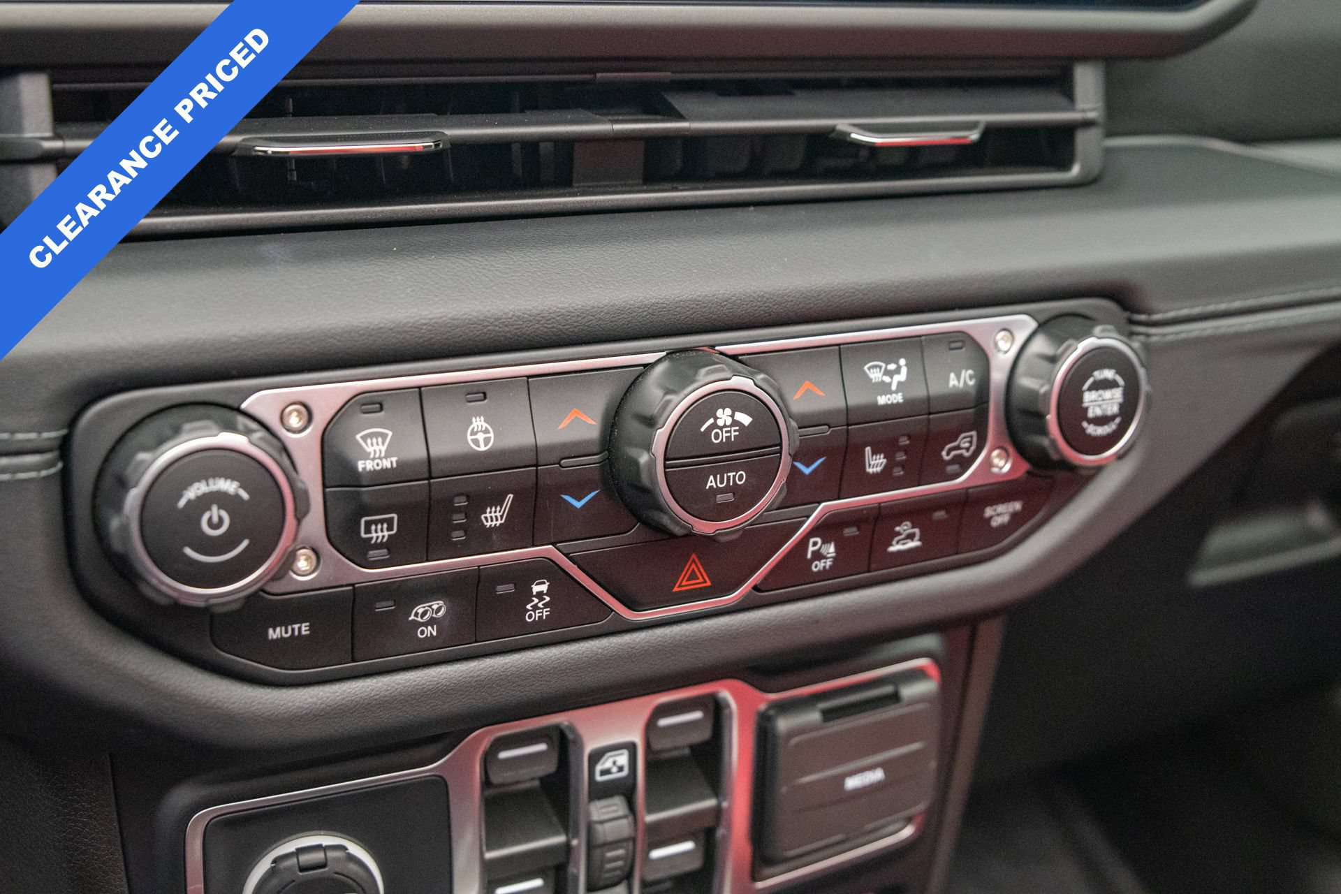 Used 2024 Jeep Wrangler Unlimited Rubicon 392 AWD/4WD image 19