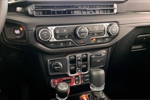 New 2026 Jeep Gladiator Rubicon AWD/4WD image 6