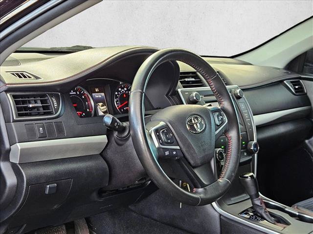 Used 2015 Toyota Camry SE FWD image 10