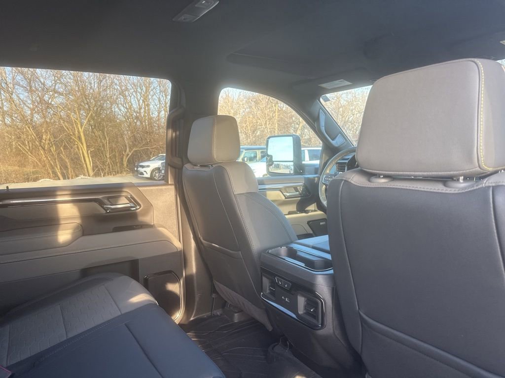 Used 2026 Chevrolet Silverado 2500 ZR2 w/ LPO, Dark Essentials Package image 11