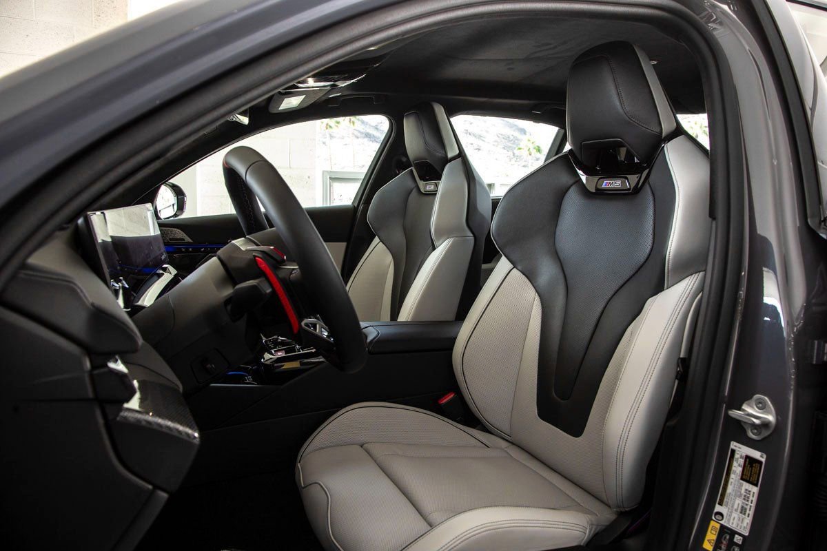 New 2026 BMW M5 w/ Carbon Package image 24
