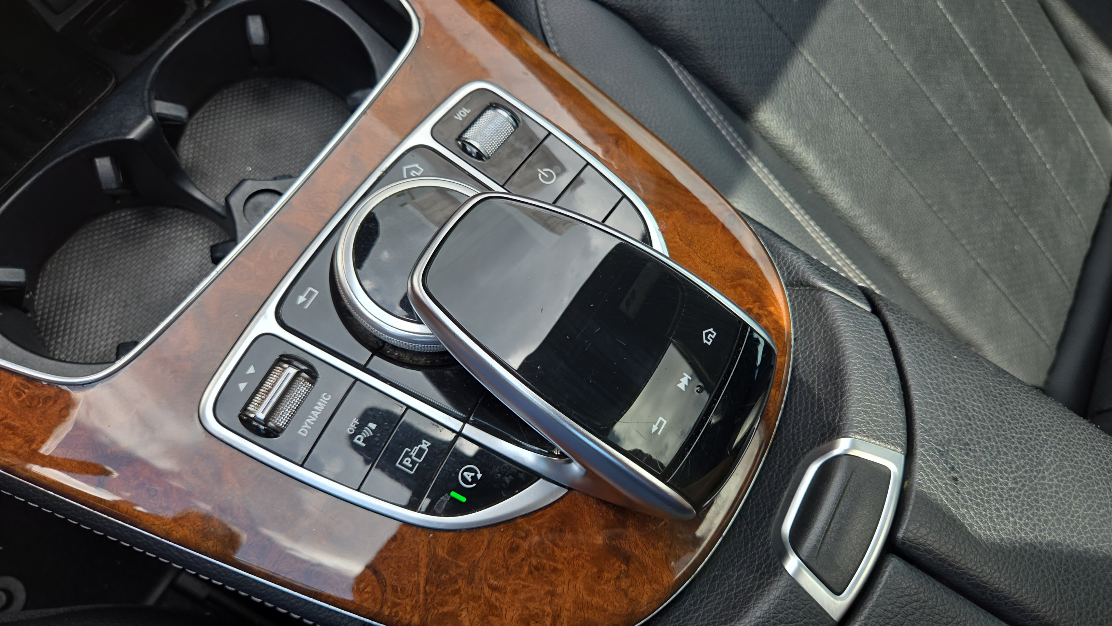 Certified 2020 Mercedes-Benz E 350 Sedan image 36