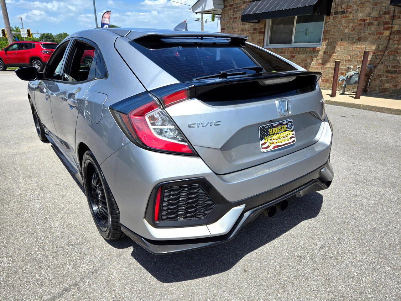 Used 2018 Honda Civic Sport image 7