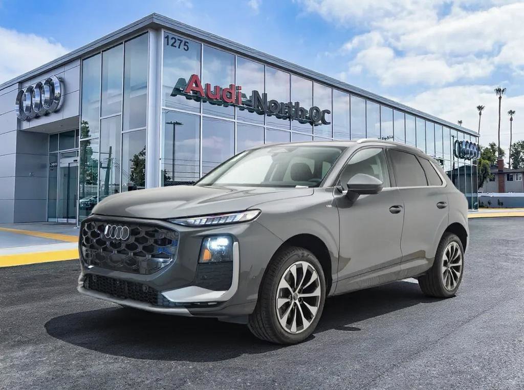 New 2026 Audi Q3 quattro 2.0T image 1