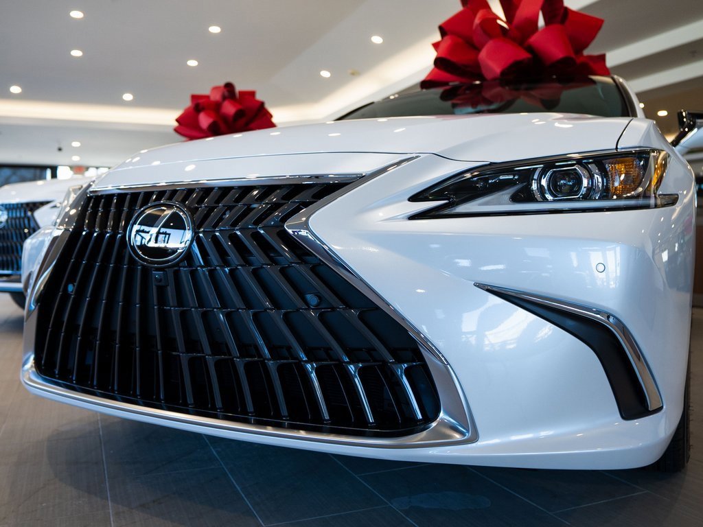 New 2025 Lexus ES 350 Luxury image 8