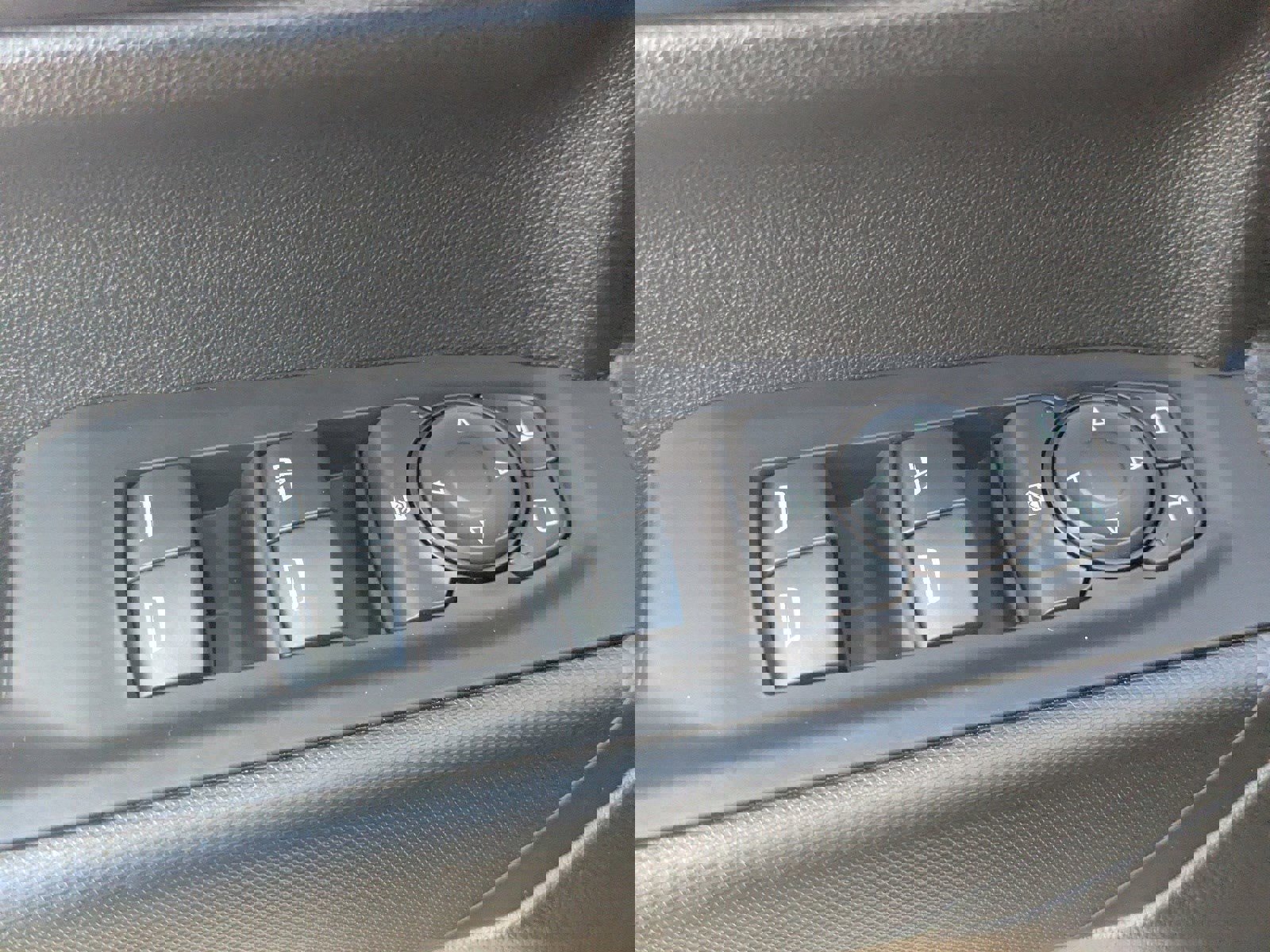 Used 2023 Chevrolet Silverado 1500 Custom Trail Boss image 25