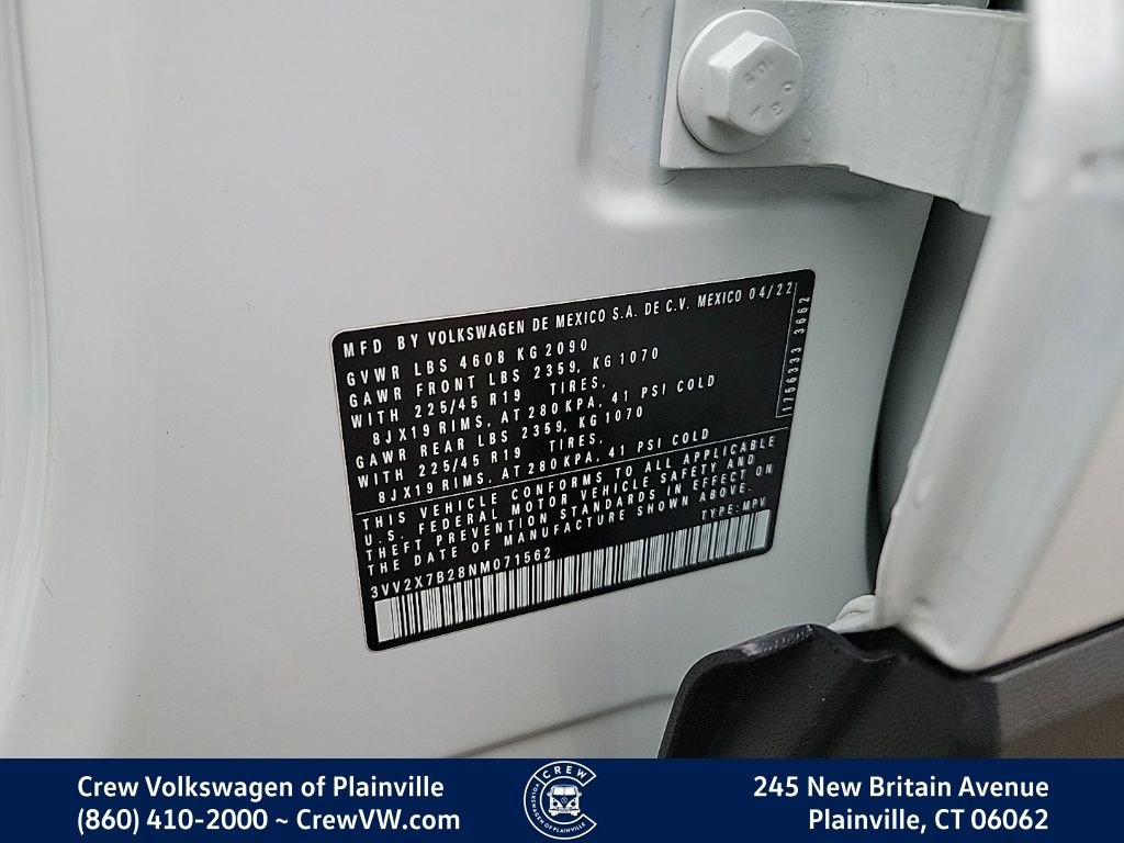 Certified 2022 Volkswagen Taos SEL image 35