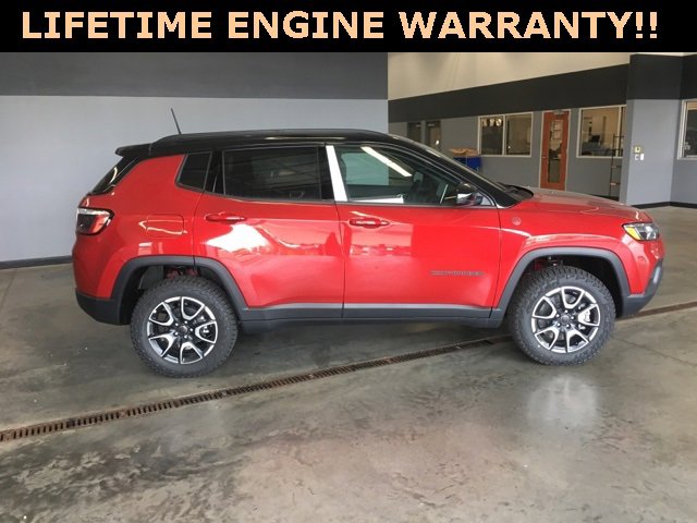 New 2026 Jeep Compass Trailhawk w/ Sun, Sound & Navigation Group image 10