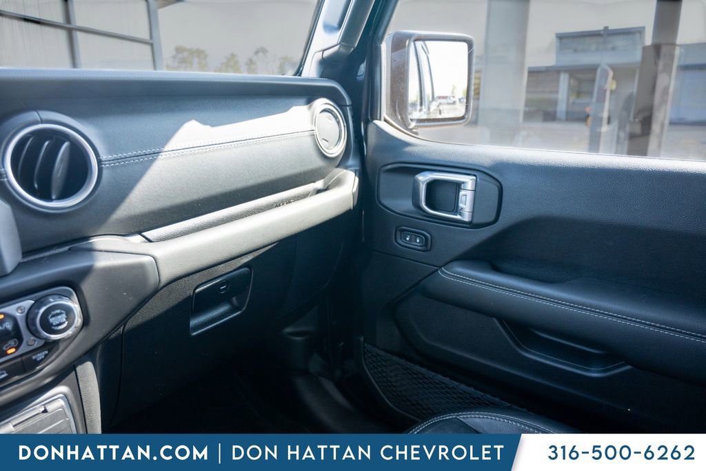 Used 2021 Jeep Gladiator Overland w/ Uconnect 4C Nav & Sound Group image 13