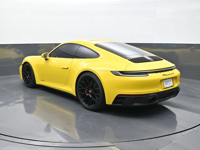 Used 2024 Porsche 911 Carrera GTS RWD image 3