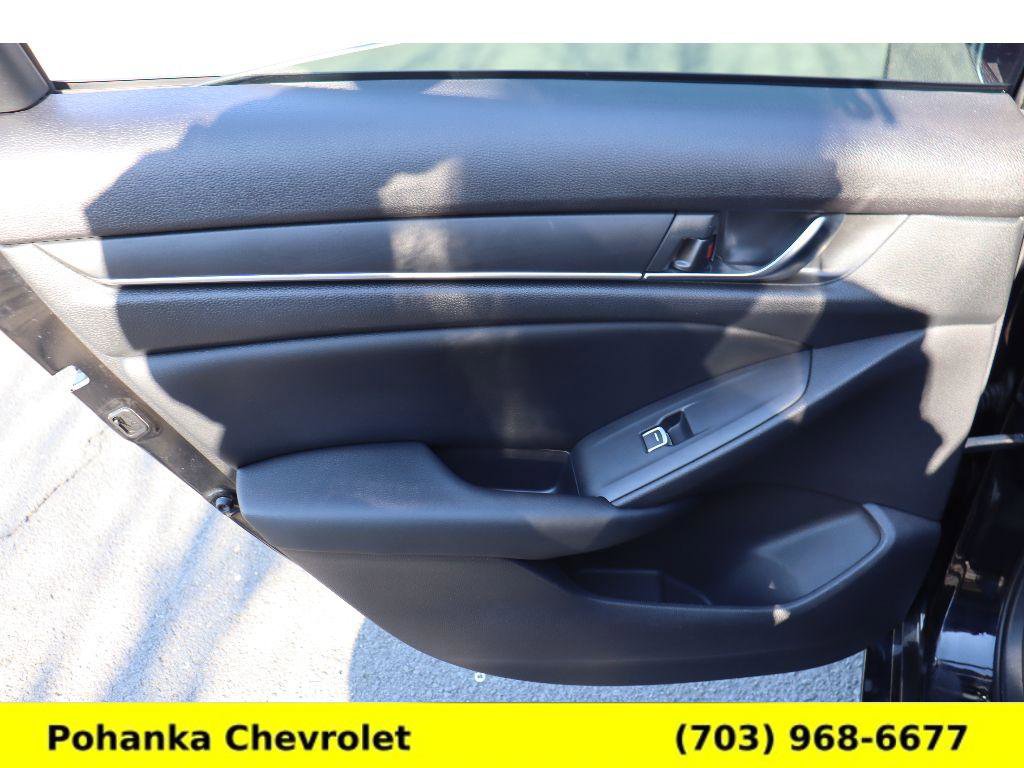 Used 2018 Honda Accord Sport image 25