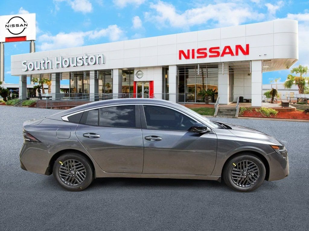 New 2026 Nissan Sentra SV w/ SV Convenience Package FWD image 5