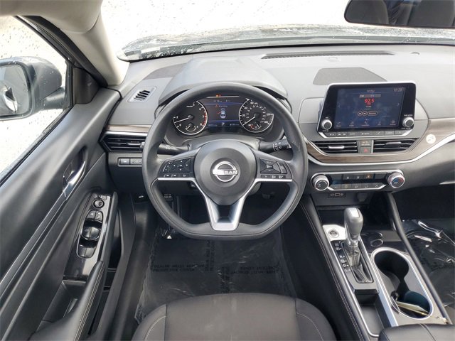 Used 2023 Nissan Altima 2.5 SV image 23