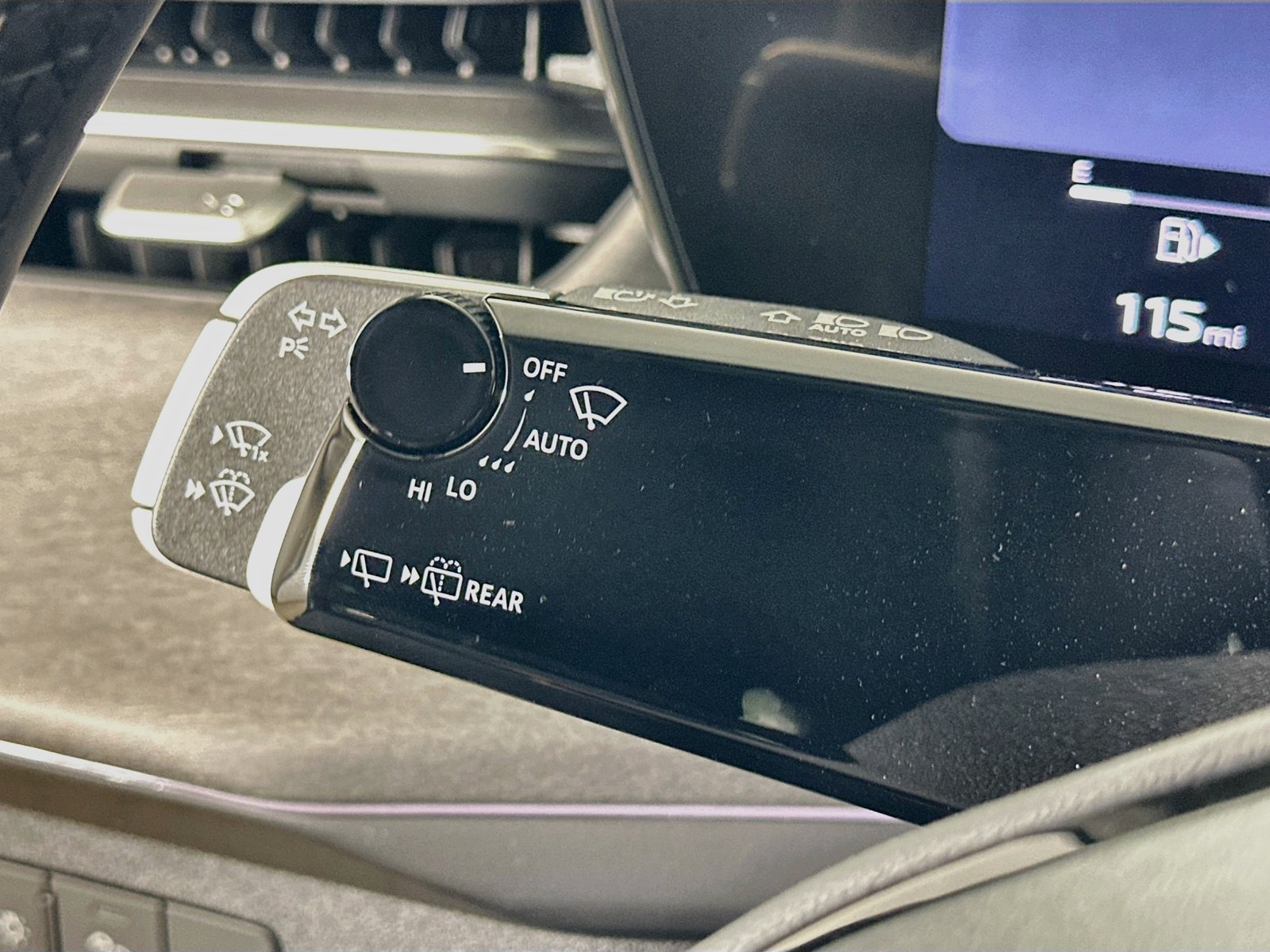 New 2026 Audi Q3 quattro 2.0T AWD/4WD image 21