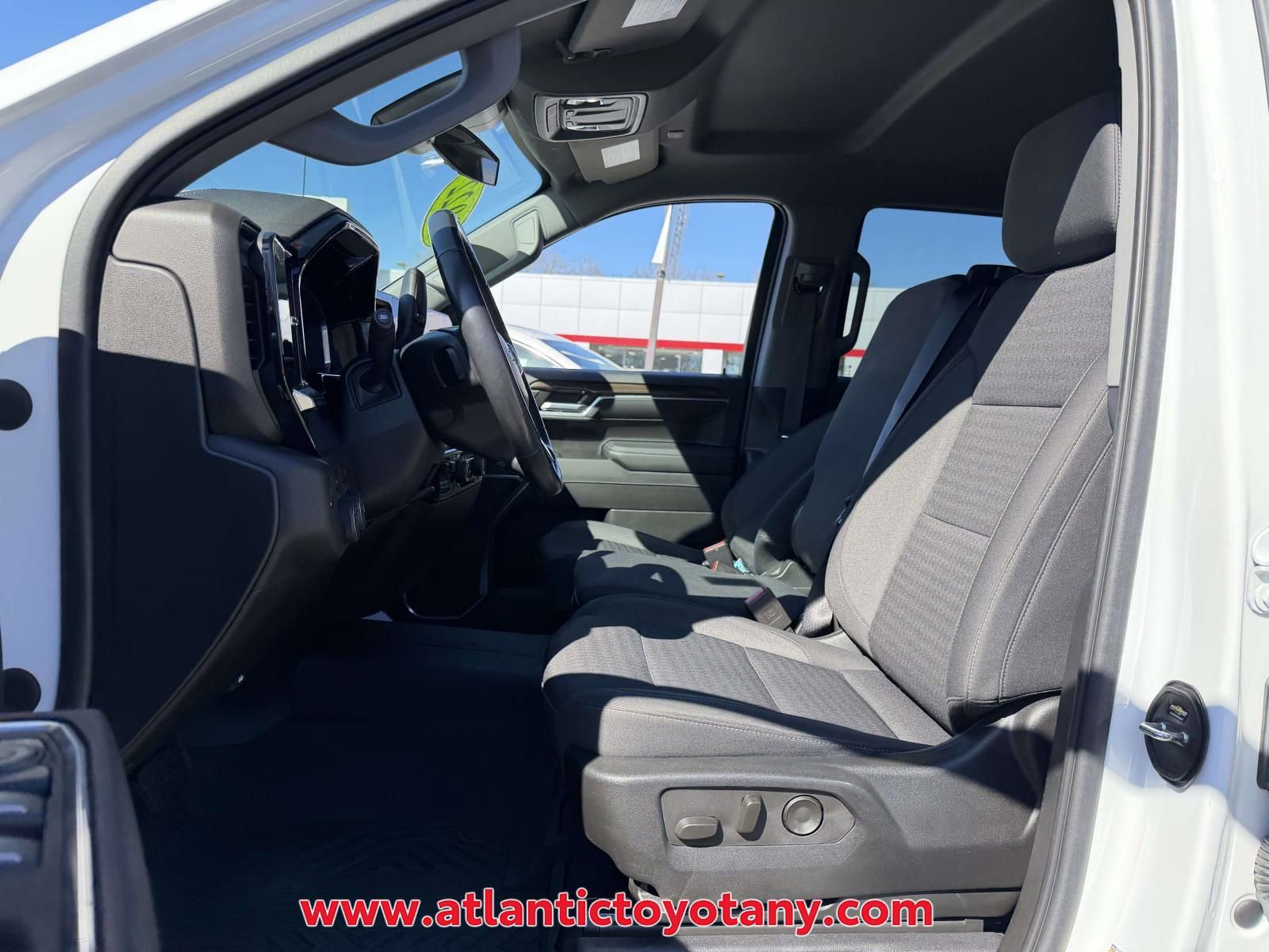 Used 2022 Chevrolet Silverado 1500 RST image 17