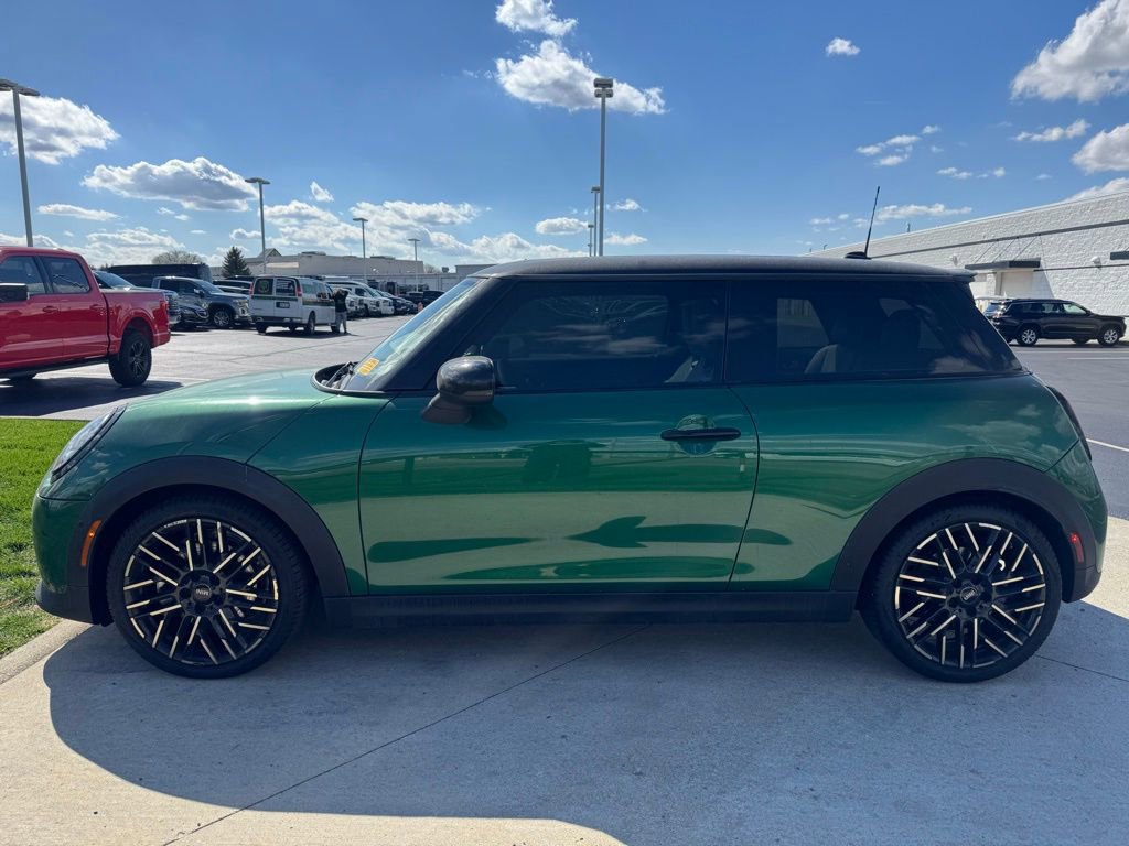 Used 2025 MINI Cooper S image 4