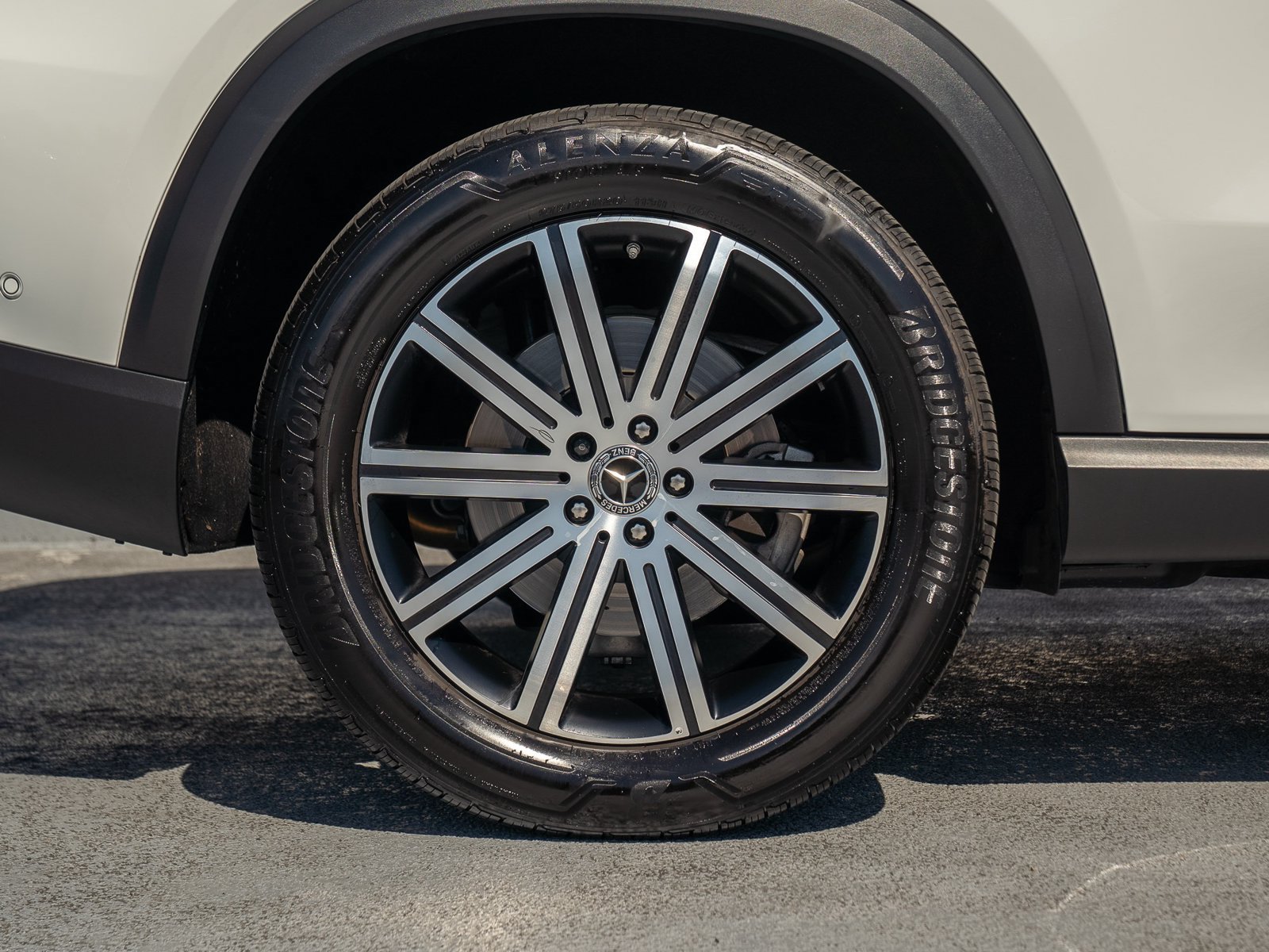 Certified 2025 Mercedes-Benz GLE 450e 4MATIC w/ Winter Package image 14