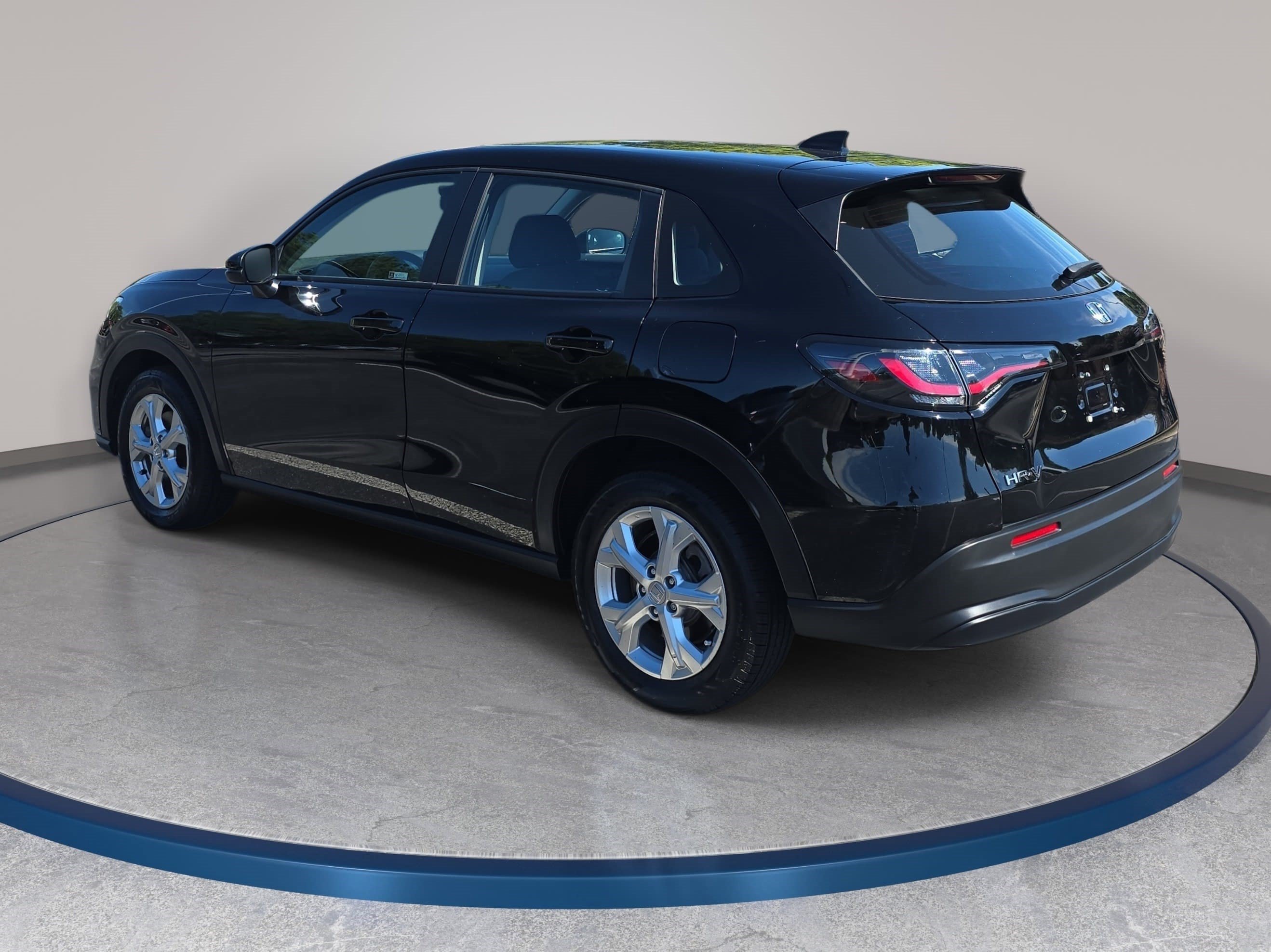 Certified 2024 Honda HR-V LX image 7