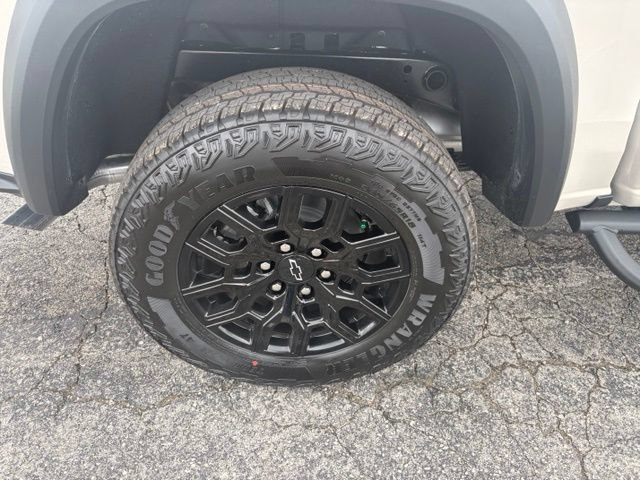 New 2026 Chevrolet Colorado Trail Boss AWD/4WD image 4