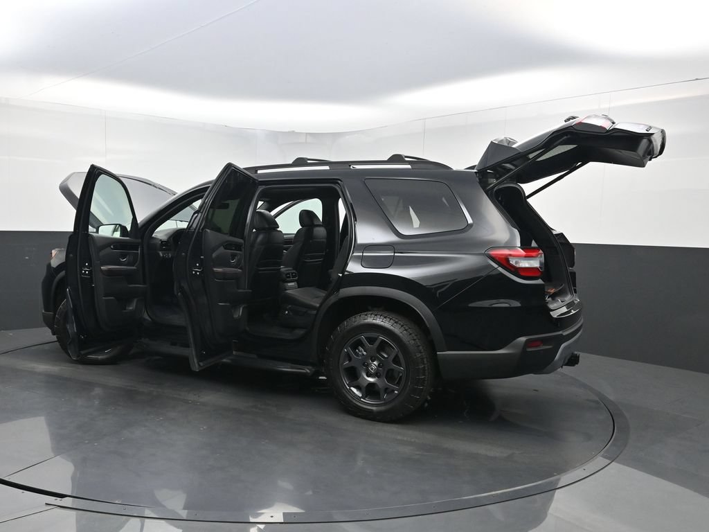 Used 2024 Honda Pilot TrailSport image 38