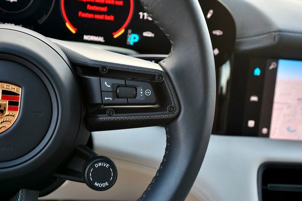 Used 2020 Porsche Taycan 4S image 44