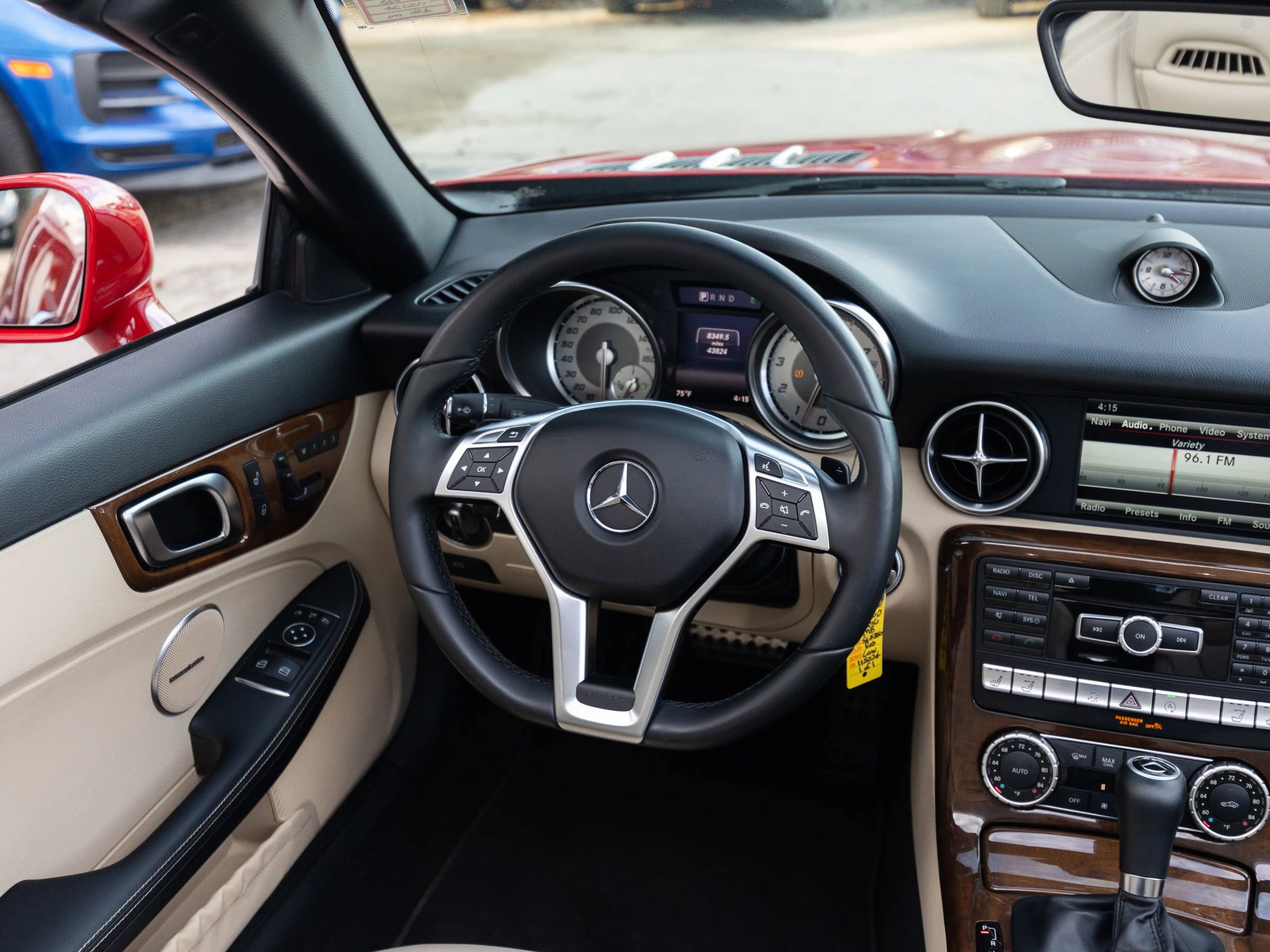 Used 2016 Mercedes-Benz SLK 350 image 27