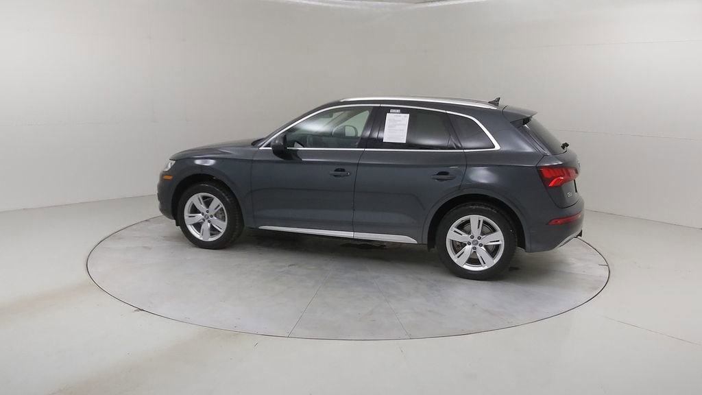 Used 2019 Audi Q5 Prestige w/ Prestige Package image 18