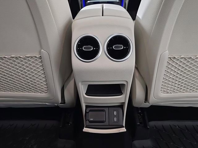 New 2026 Mercedes-Benz GLB 250 4MATIC image 25