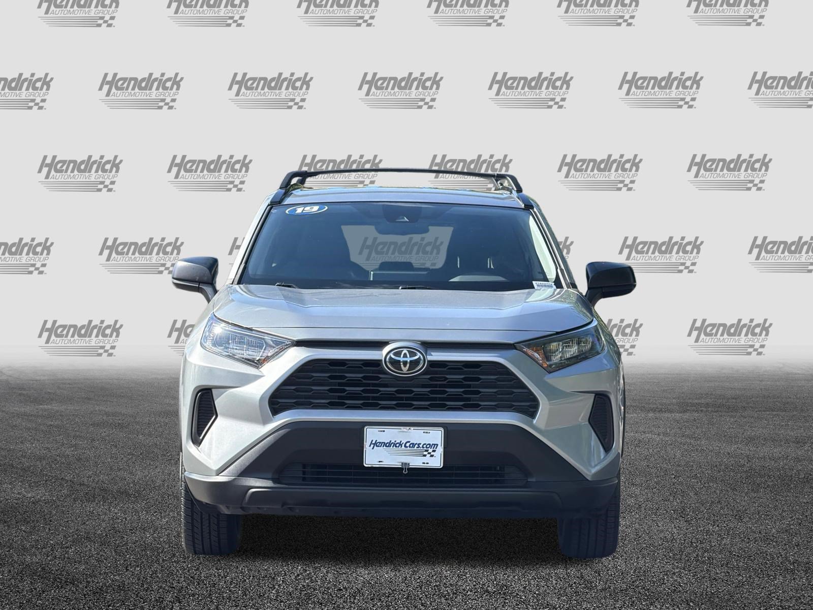 Used 2019 Toyota RAV4 LE w/ Carpet Mat Package FWD image 10