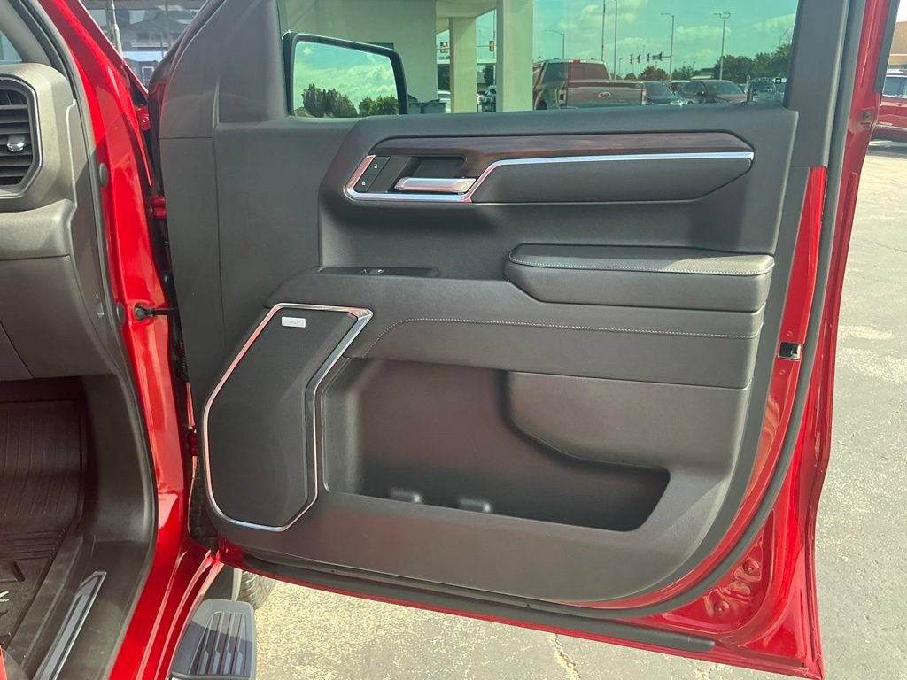 Used 2023 GMC Sierra 1500 SLT w/ SLT Premium Package AWD/4WD image 19