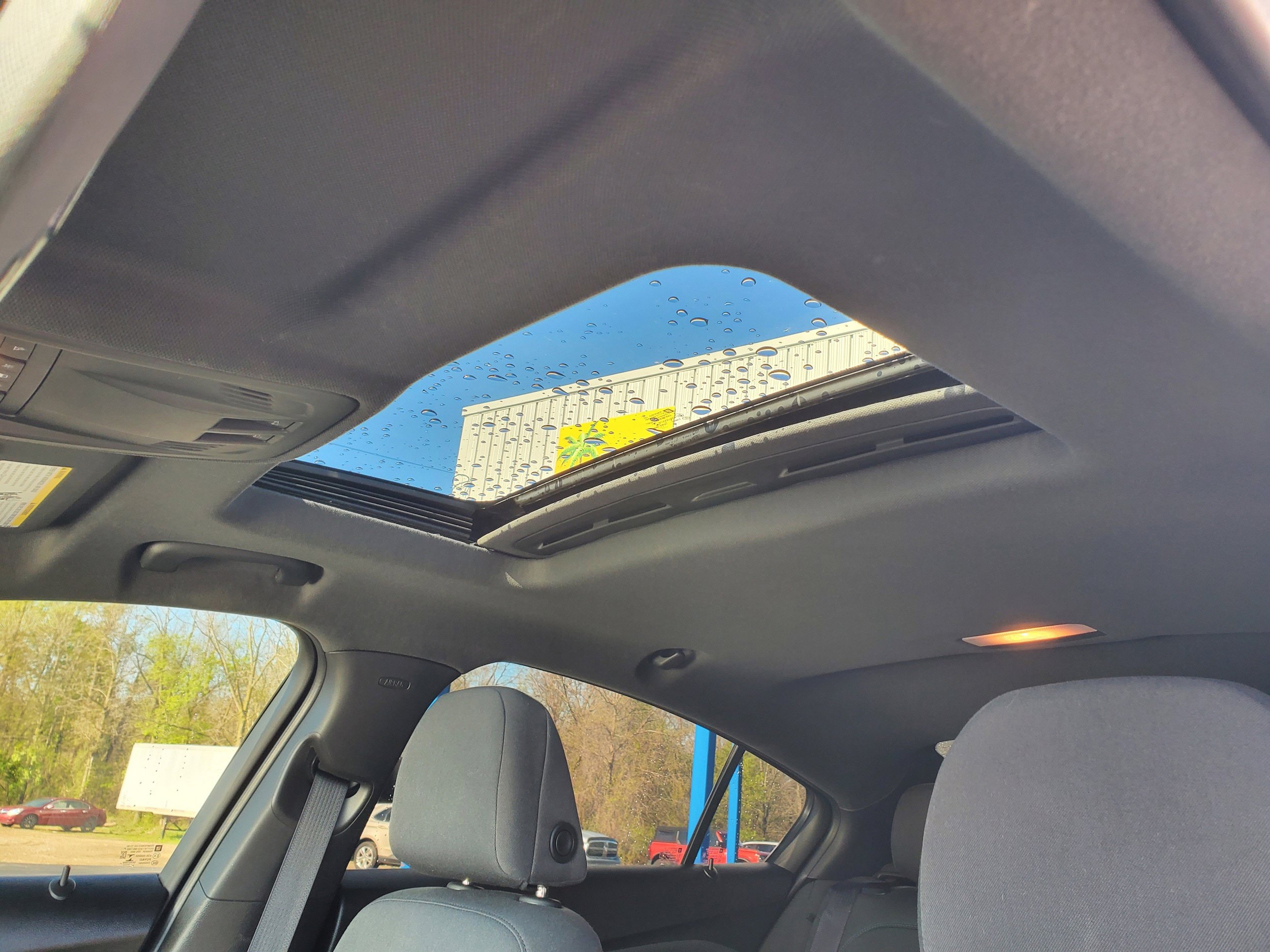 Used 2018 Chevrolet Cruze LT FWD image 14
