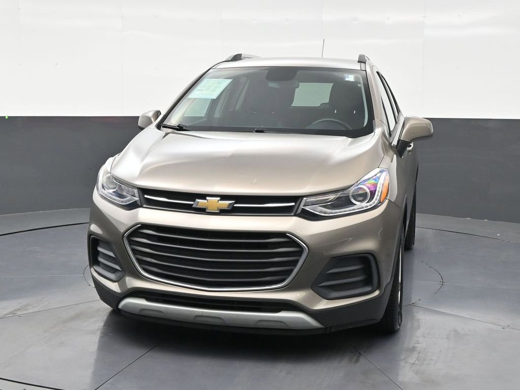 Used 2022 Chevrolet Trax LT w/ LT Convenience Package FWD image 8