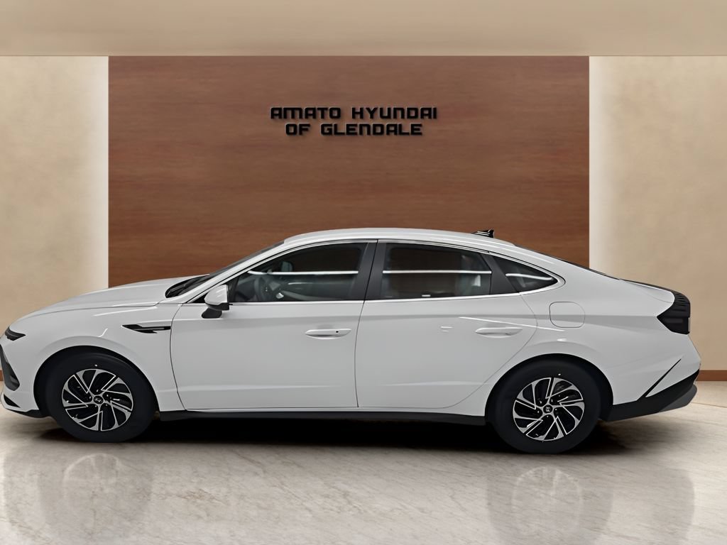 New 2026 Hyundai Sonata Blue FWD image 3