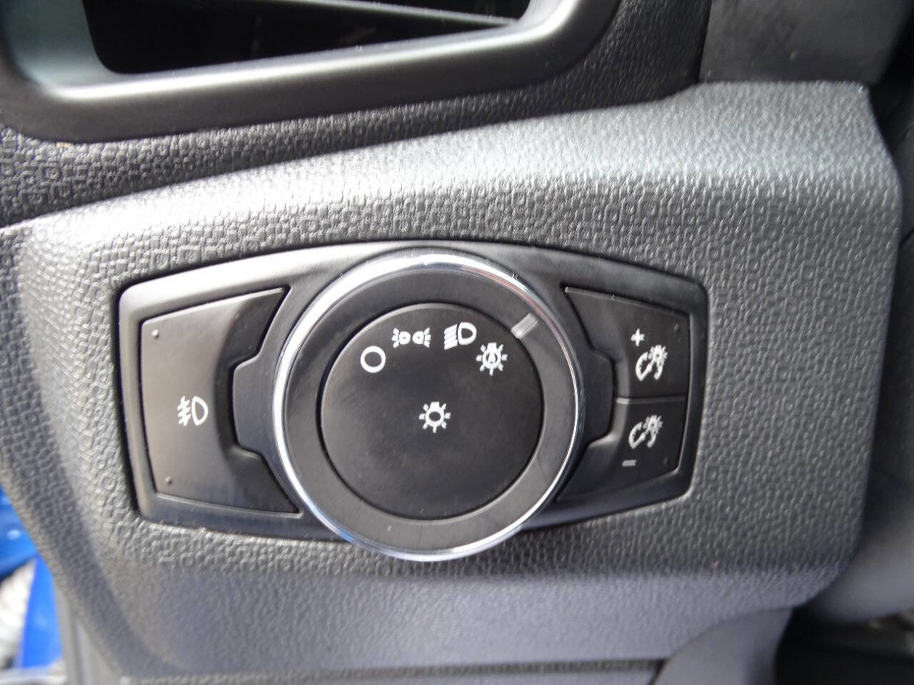 Used 2019 Ford EcoSport SE image 19