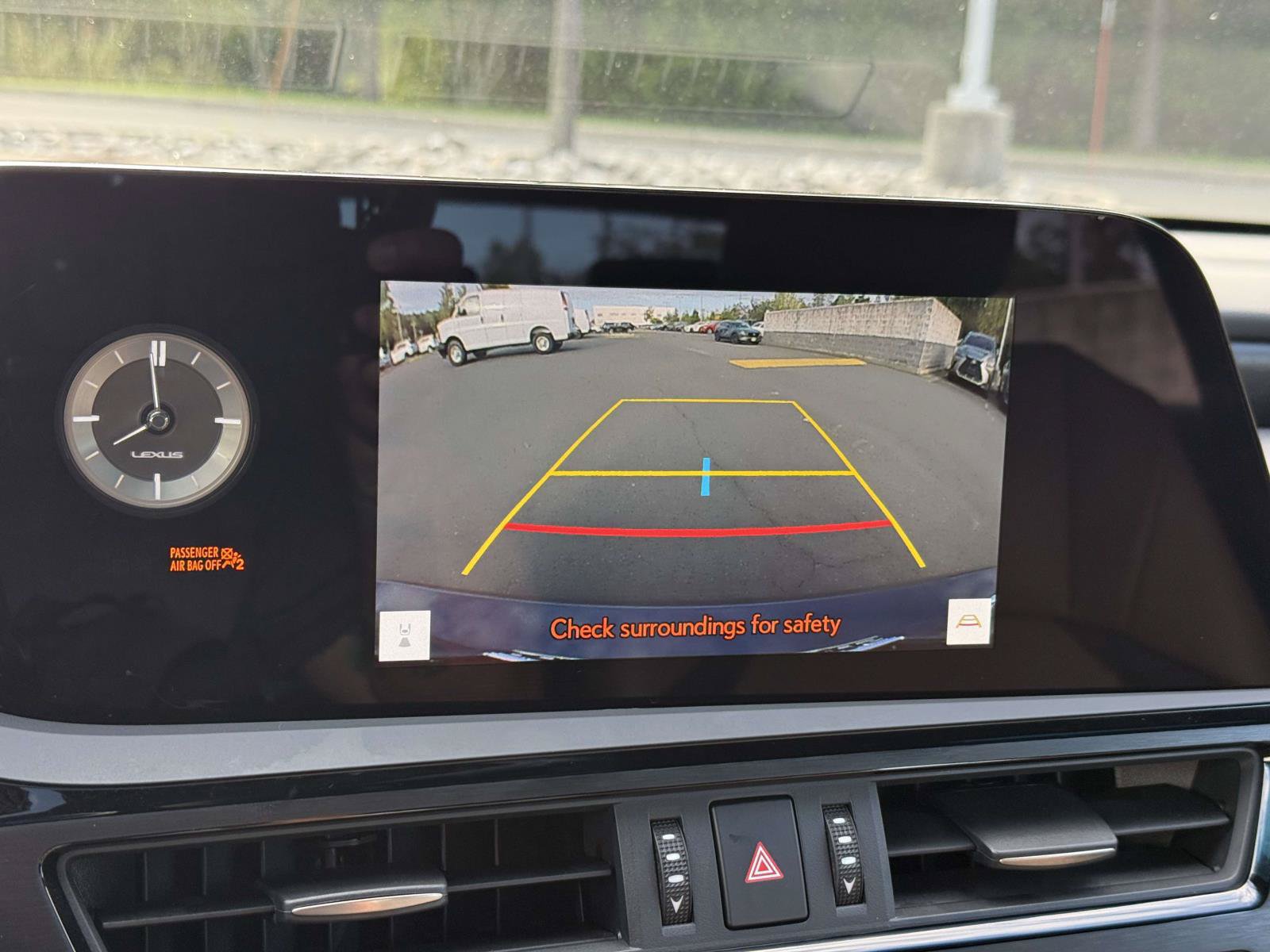 Used 2025 Lexus ES 350 w/ Premium Package FWD image 11