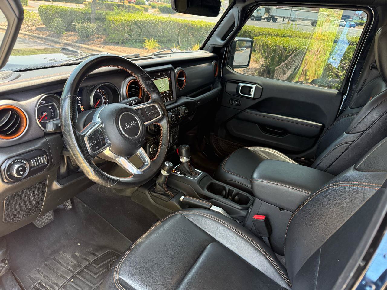 Used 2022 Jeep Gladiator Mojave AWD/4WD image 12