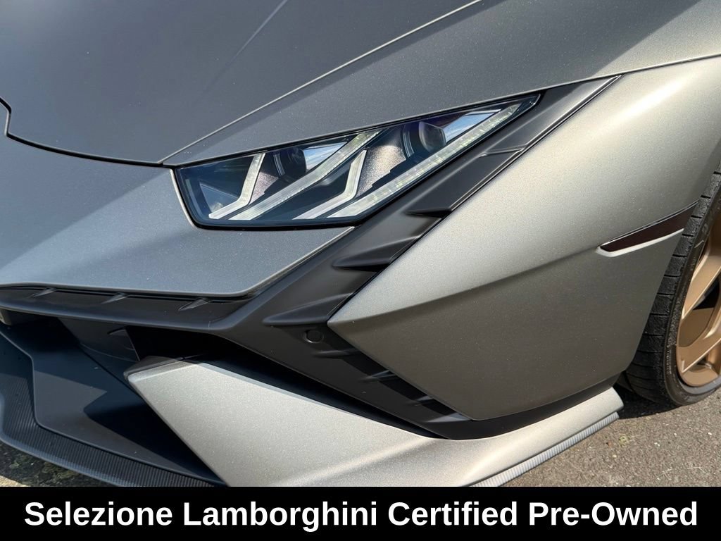 Used 2023 Lamborghini Huracan Tecnica RWD image 9