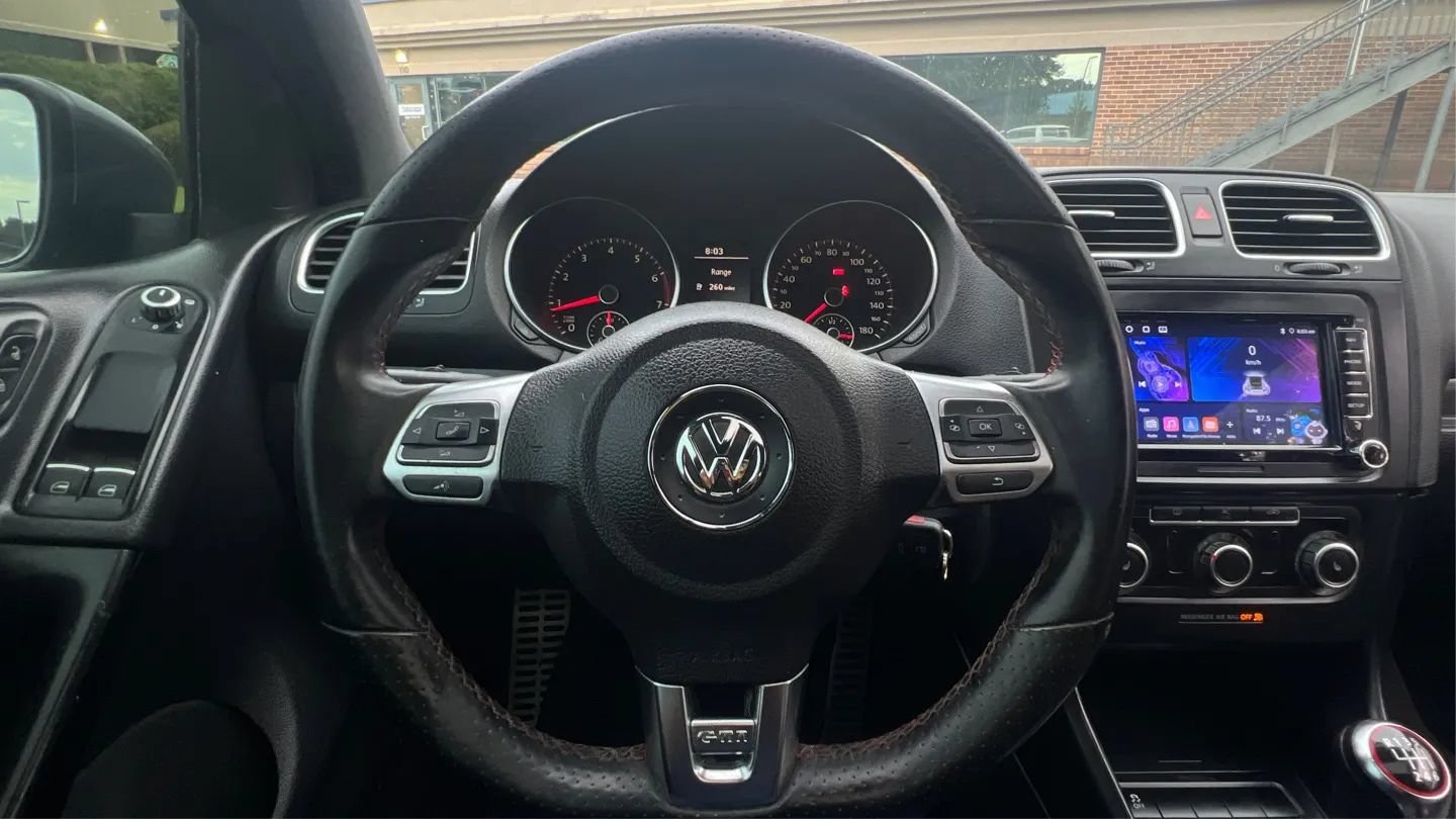Used 2011 Volkswagen GTI 2-Door FWD image 29