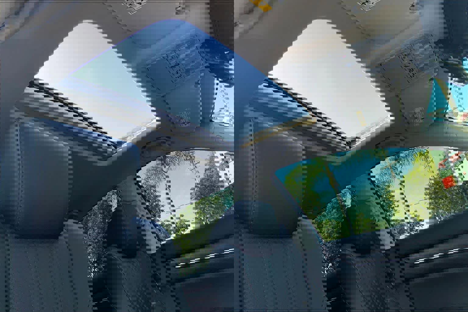 Used 2021 Honda Accord Touring image 13