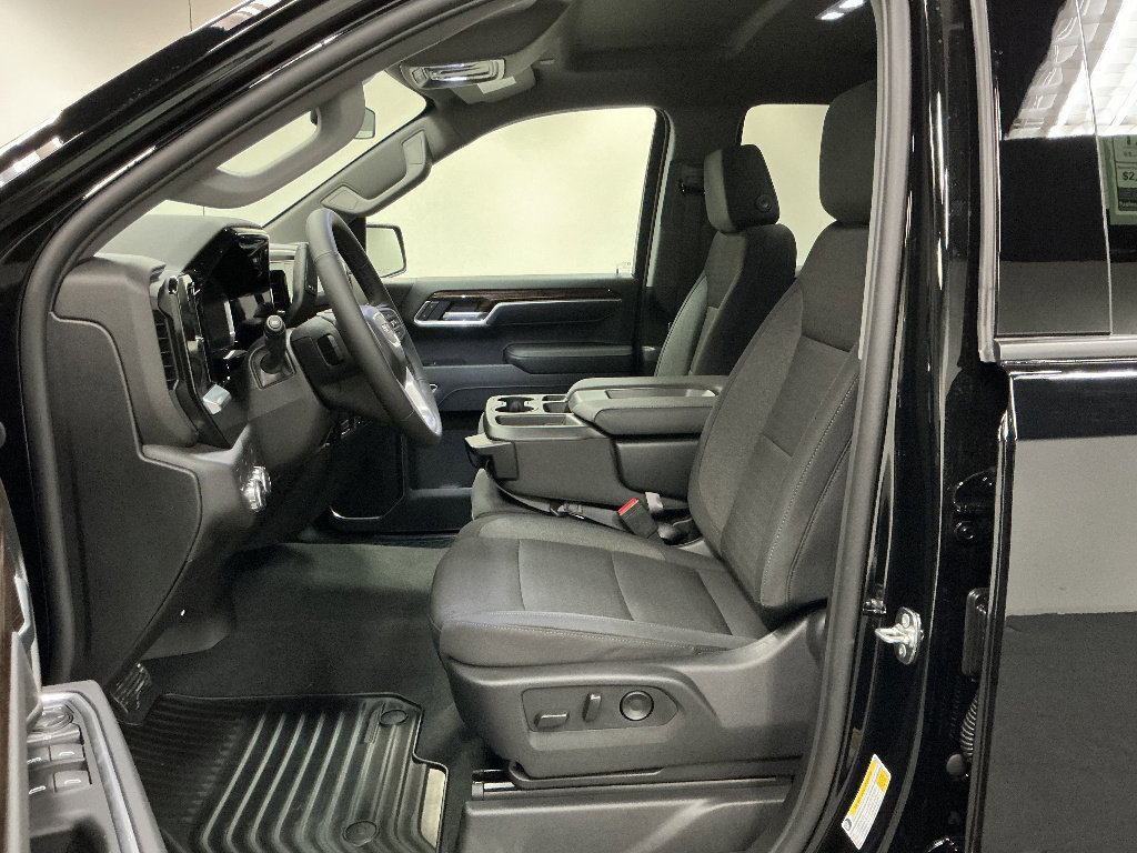 New 2026 GMC Sierra 1500 Elevation image 8