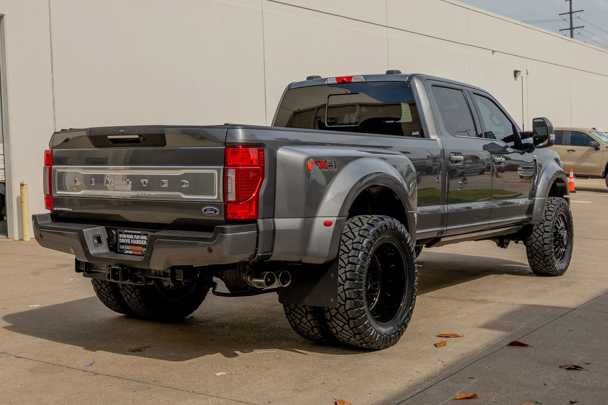 Used 2022 Ford F450 Limited w/ FX4 Off-Road Package image 10