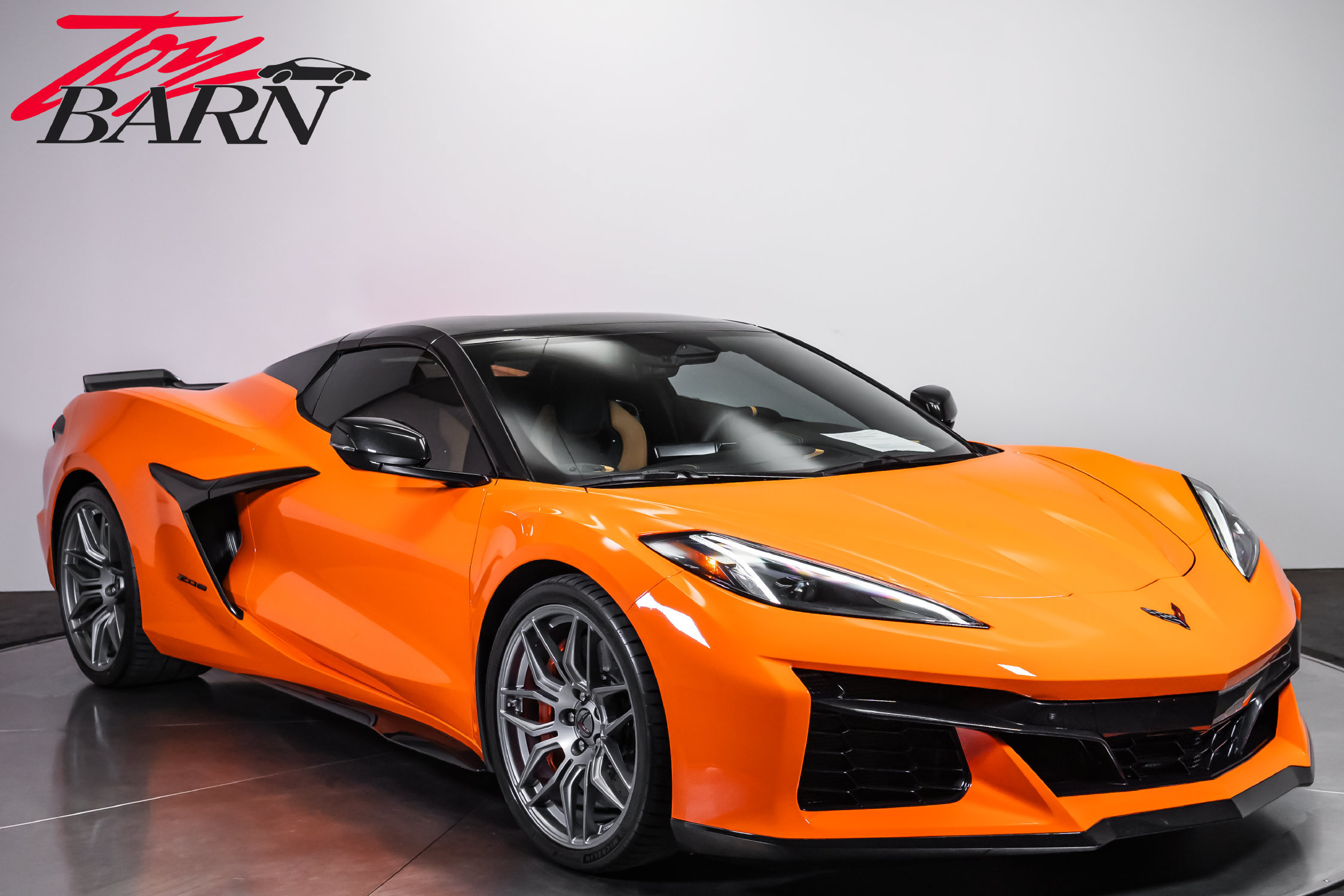 Used 2024 Chevrolet Corvette Z06 w/ Stealth Interior Trim Package RWD image 15