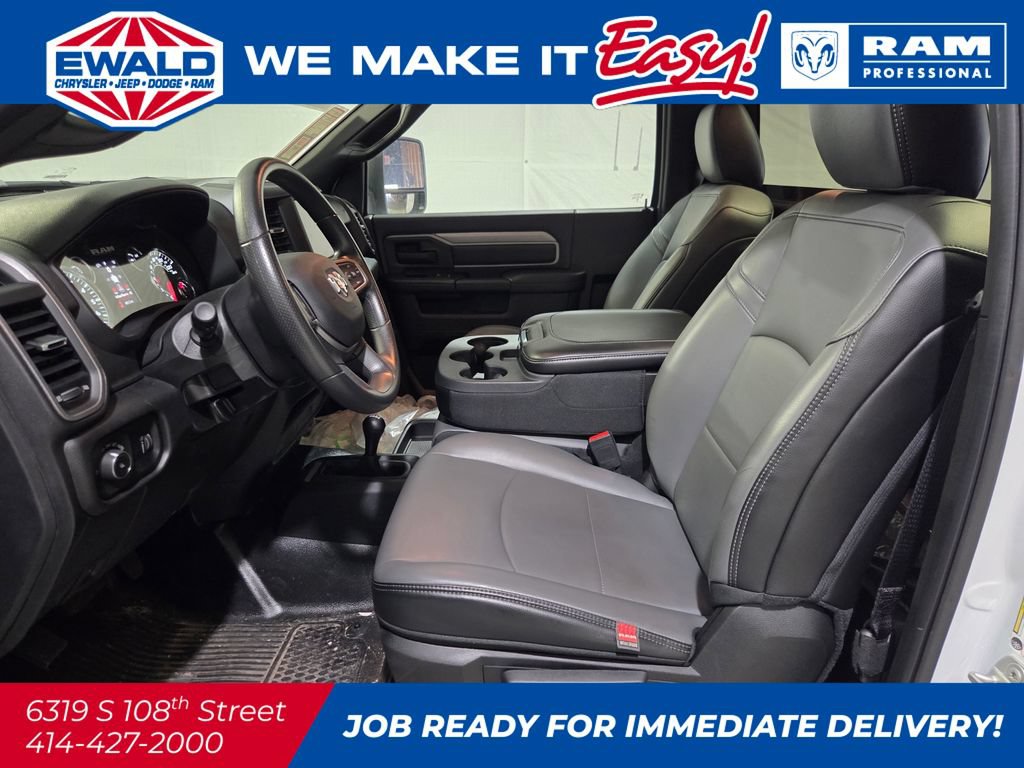New 2024 RAM 2500 Tradesman w/ Chrome Appearance Group AWD/4WD image 11
