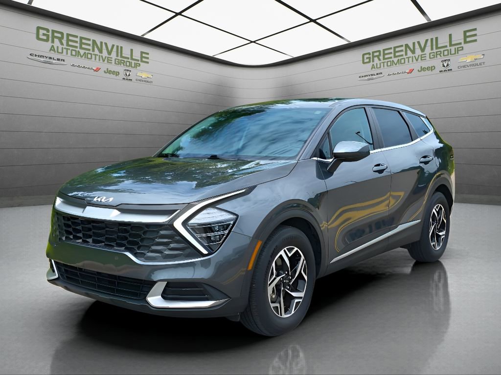 Used 2024 Kia Sportage LX FWD image 1
