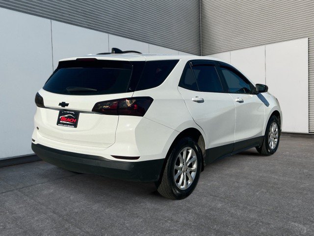 Used 2021 Chevrolet Equinox LS w/ LPO, Floor Liner Package FWD image 13