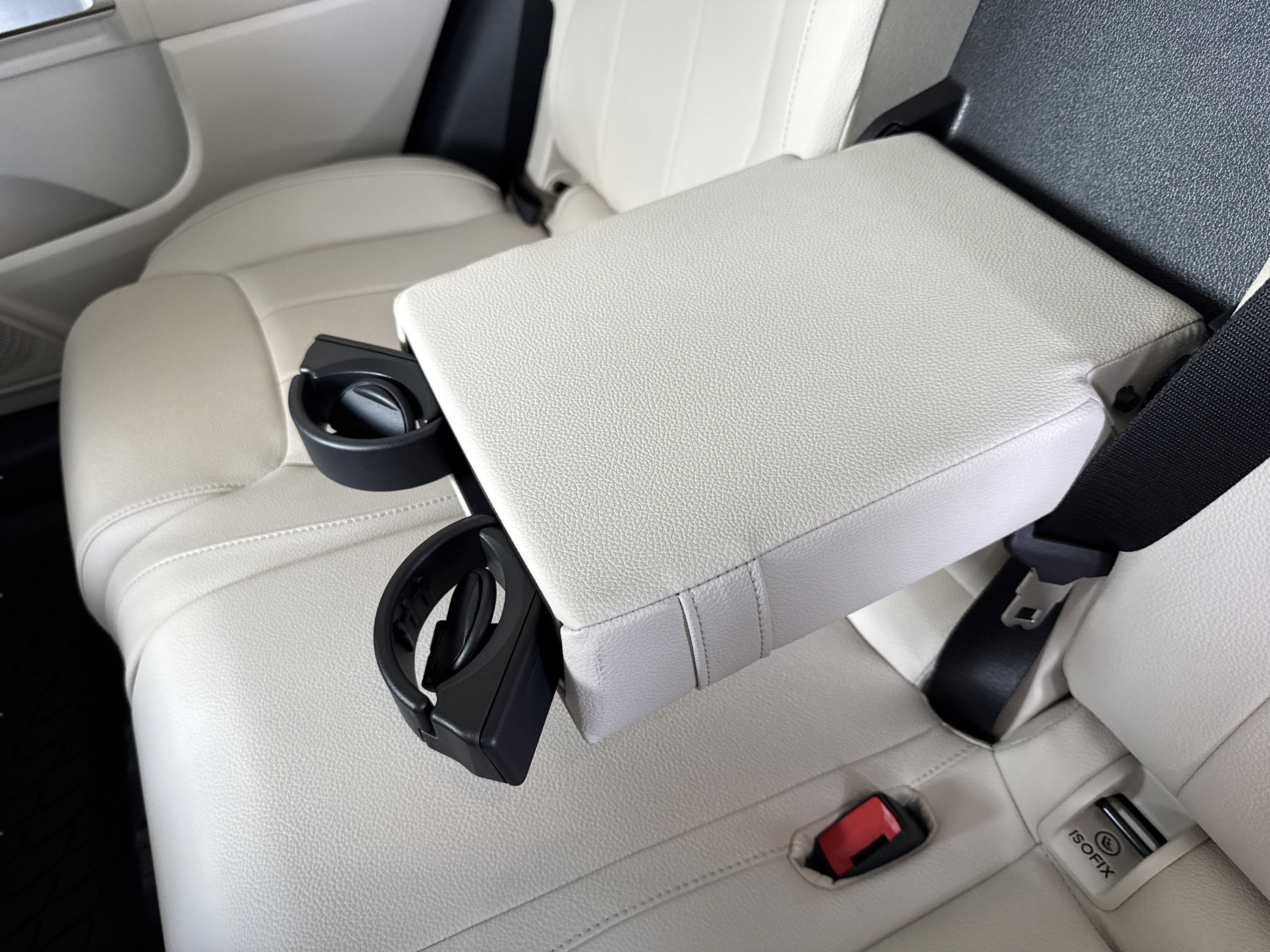 New 2026 Mercedes-Benz GLB 250 image 30