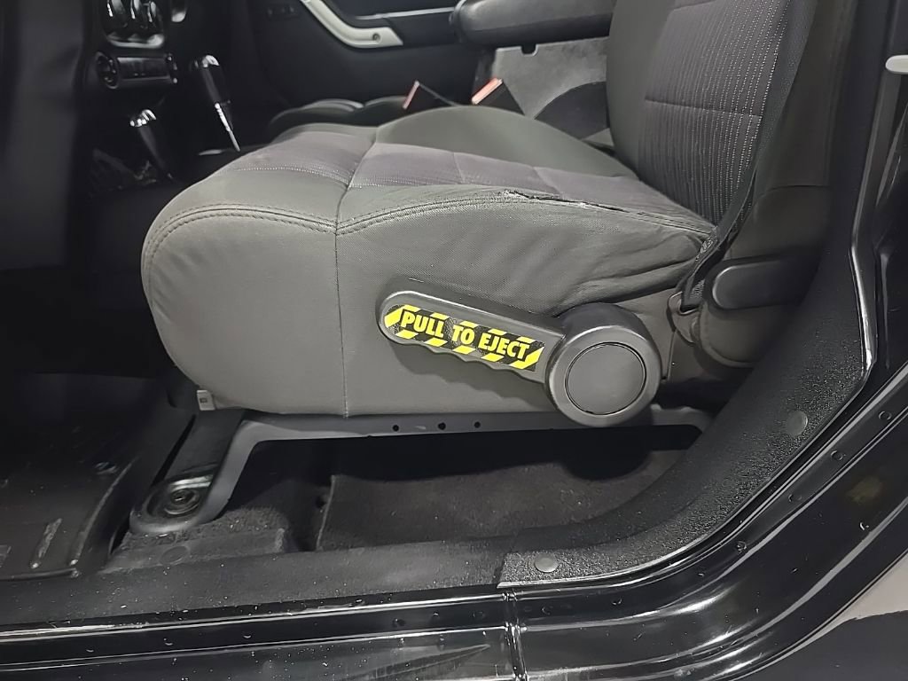 Used 2012 Jeep Wrangler Unlimited Sahara w/ Dual Top Group image 14