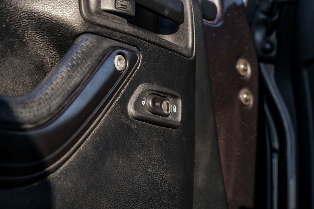 Used 2017 Jeep Wrangler Unlimited Rubicon image 43