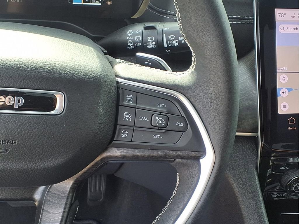 New 2025 Jeep Grand Cherokee L Limited image 6